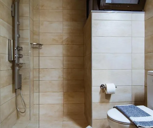 Krinis Next The Old Harbour Apartment Chania (Crete)