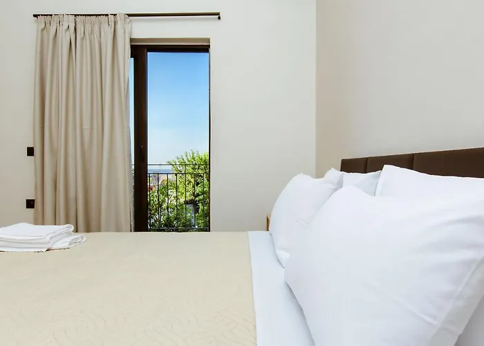 Apartment Krinis Next The Old Harbour *