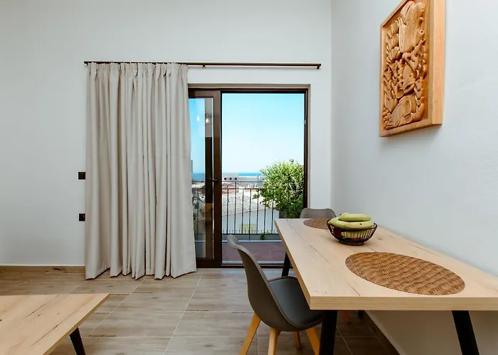 Krinis Next The Old Harbour Χανιά